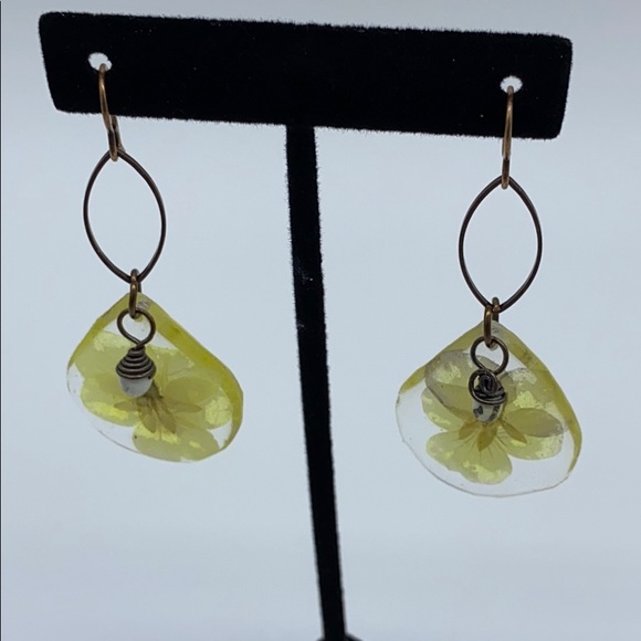 OOAK Endless summer floral earrings lightweight - Picture 2 of 6